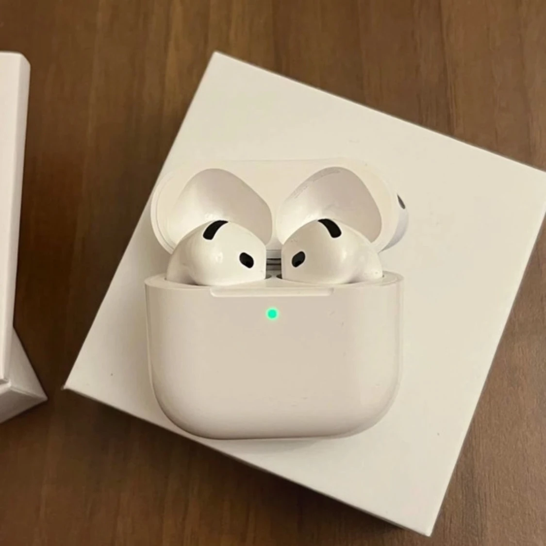 Appleairpods 4 - 1