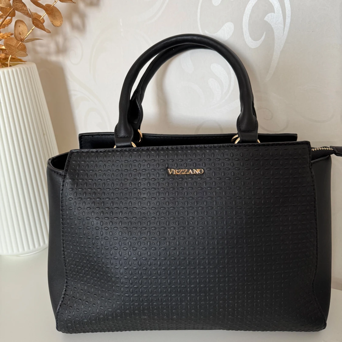 Svart väska från Verzzano