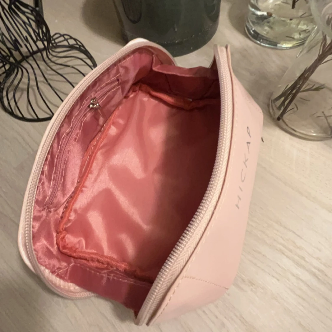 Rosa necessär från Hickap - 1