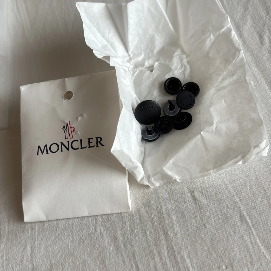 Svarta shorts från Moncler - 4