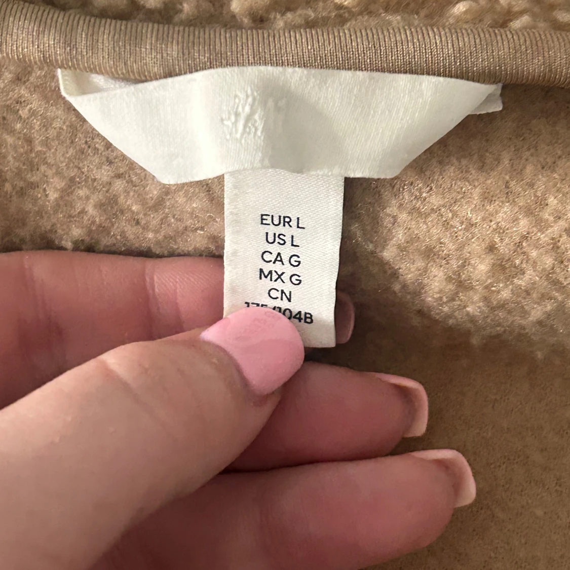 Beige teddyjacka med dragkedja - 2