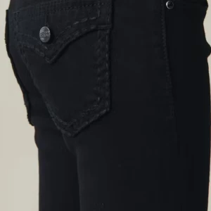 Snygga svarta jeans - Säljer dessa låga svarta jeans från gina young i storlek 158. Dom är slutsålda och efterförfrågade