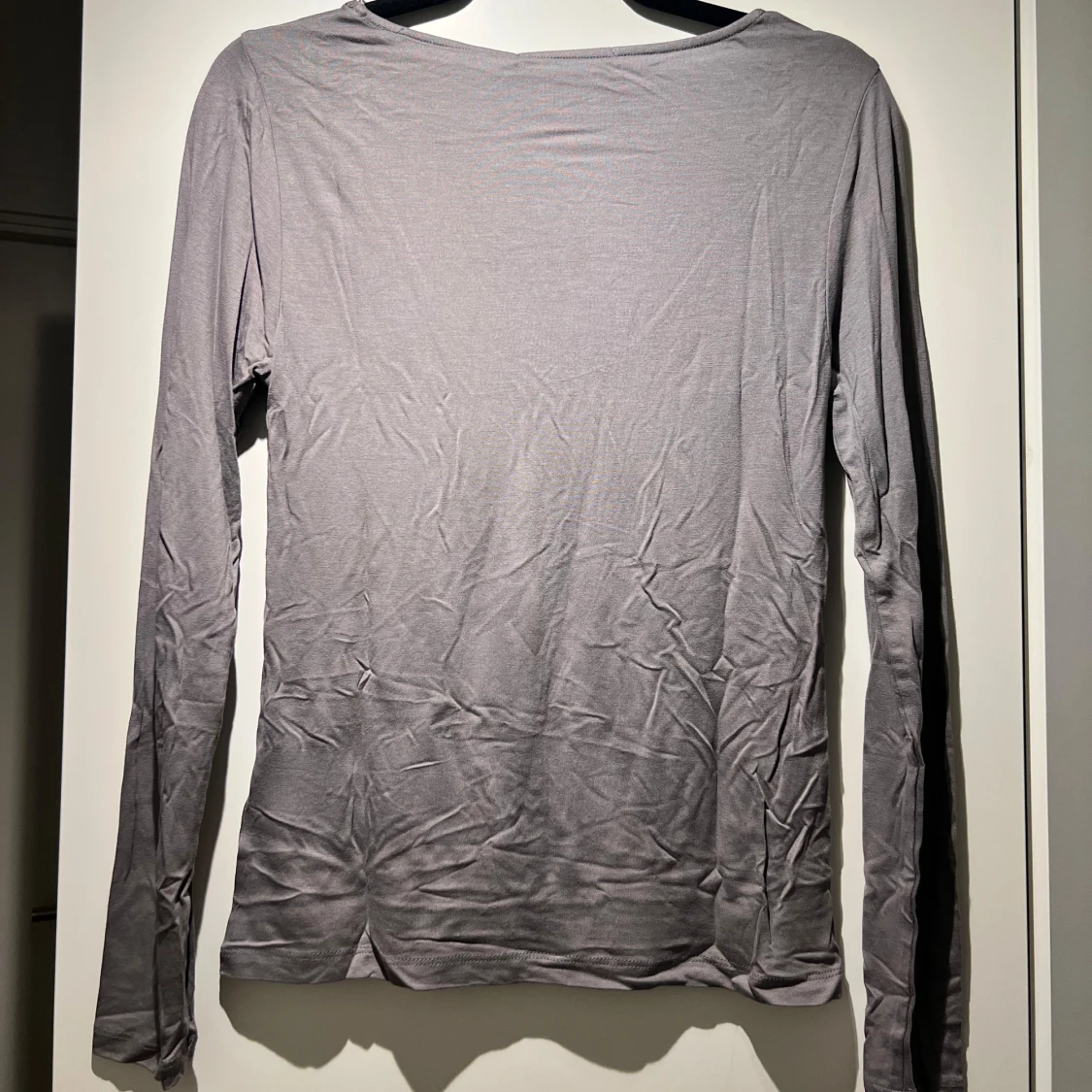 Grå långärmad tröja - 1