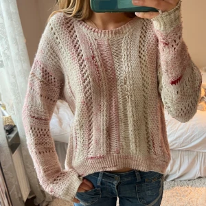 Skickad tröja  - Stickad tröja med så snygg passform😊😊