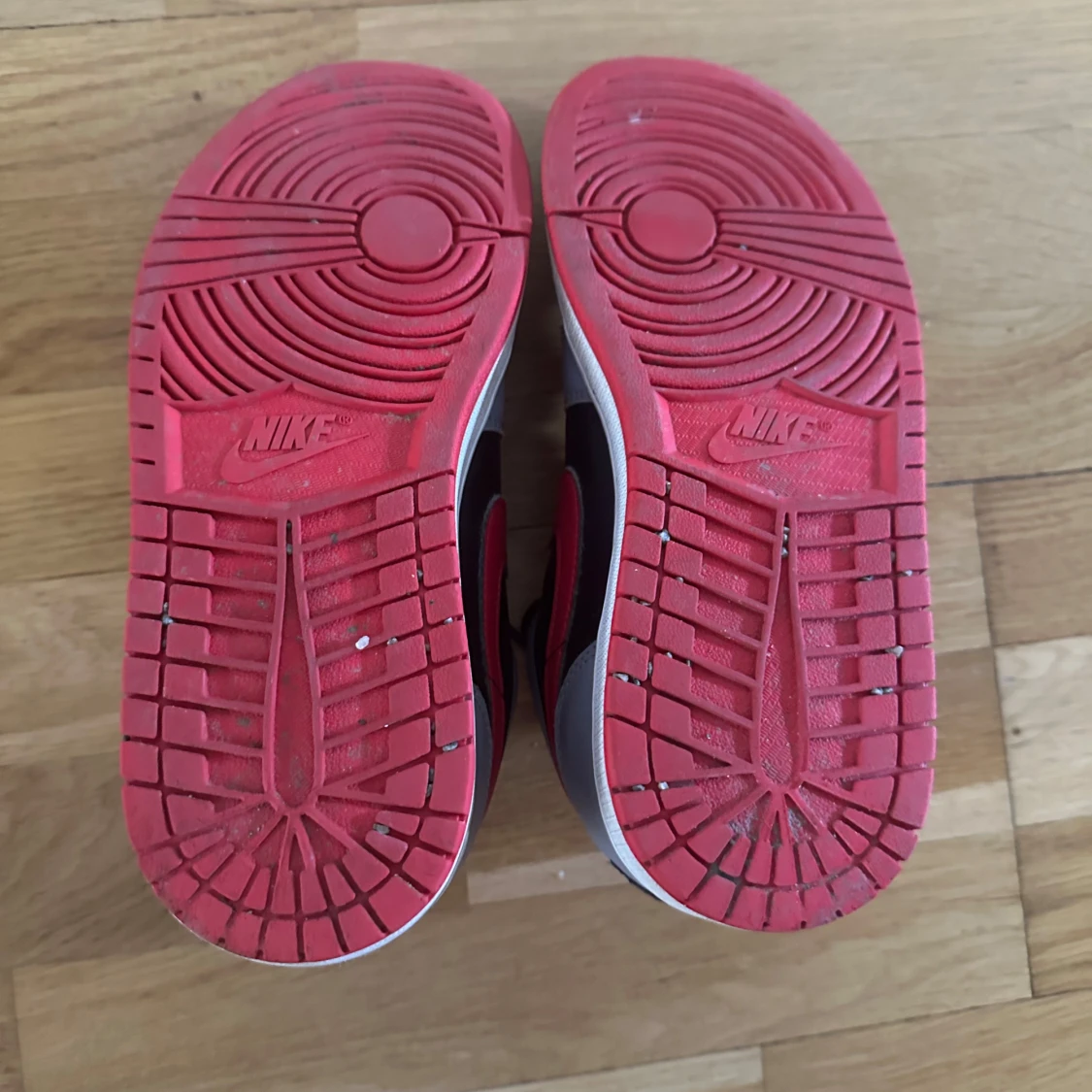 Nike Air Jordans Low  - 3