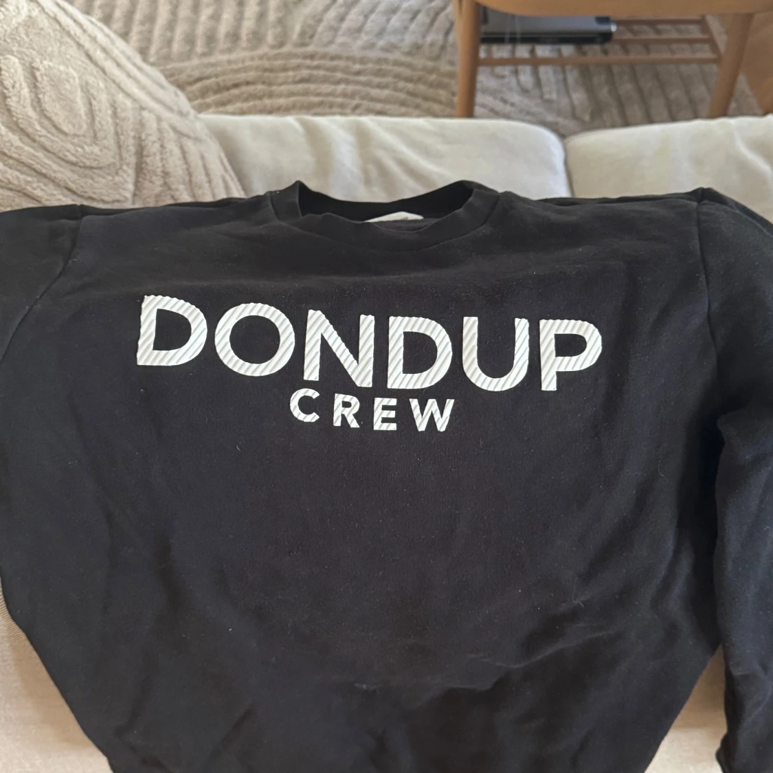Svart sweatshirt från Dondup