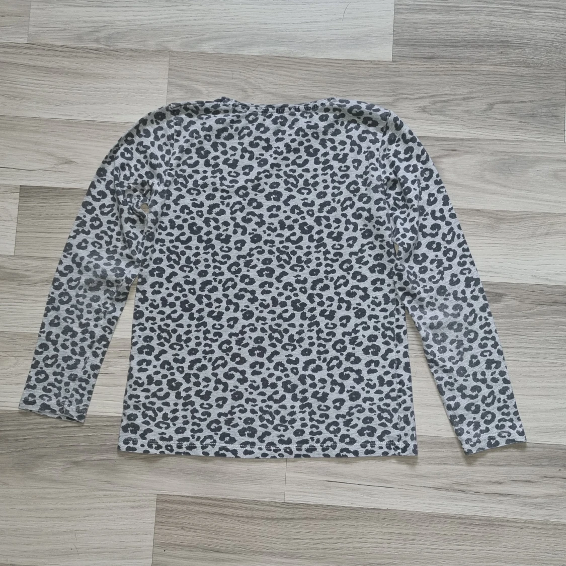 Leopardmönstrad långärmad tröja från H&M - 1