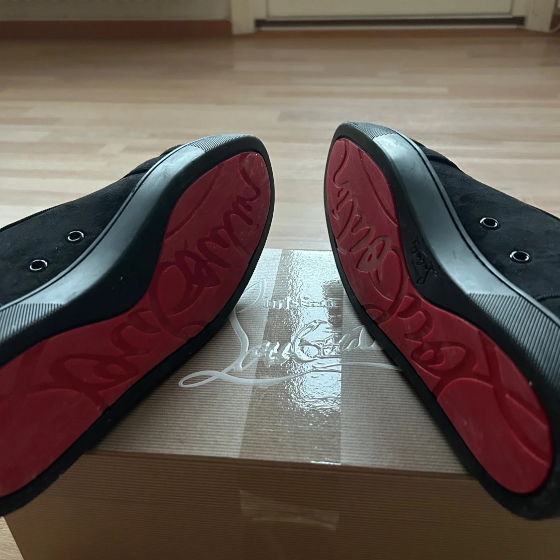 Svarta sneakers från Christian Louboutin - 3