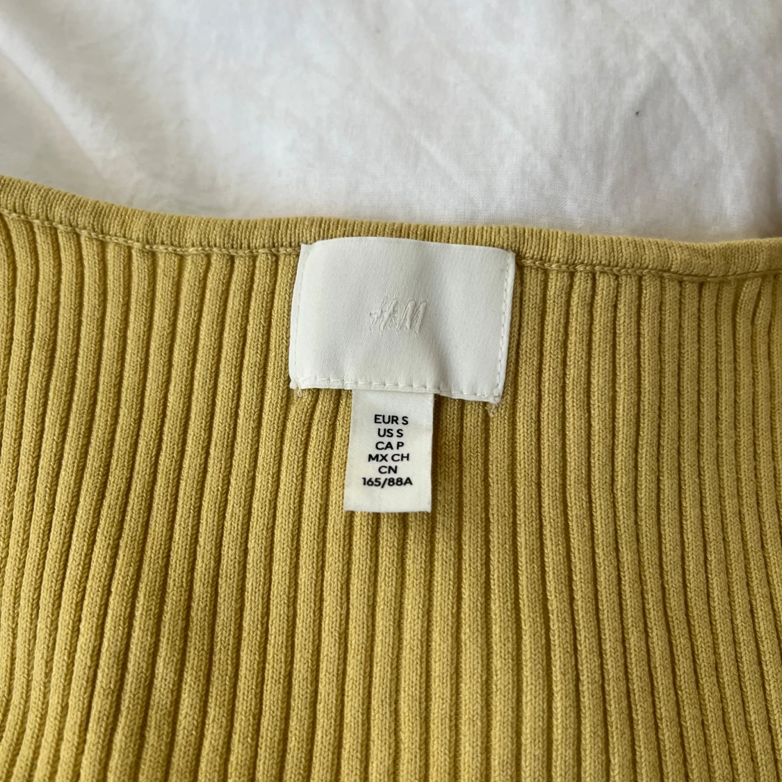 Gul ribbad topp från H&M - 3