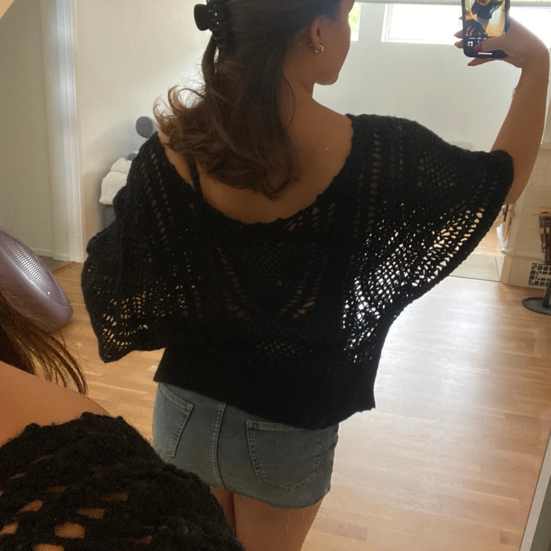 Svart virkad tröja - 1