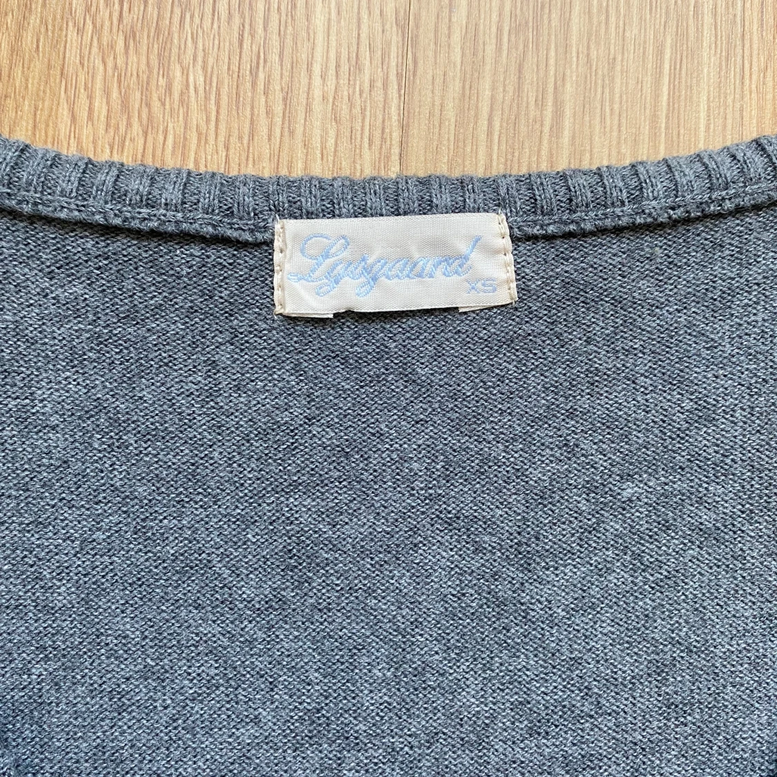 Grå stickad topp - 4