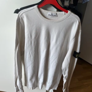 Stone island tröja ”äkta” - Stone island tröja stl XL men sitter som en L