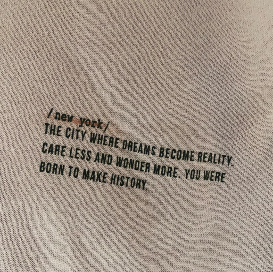 Ärmlös hoodie med tryck - 1