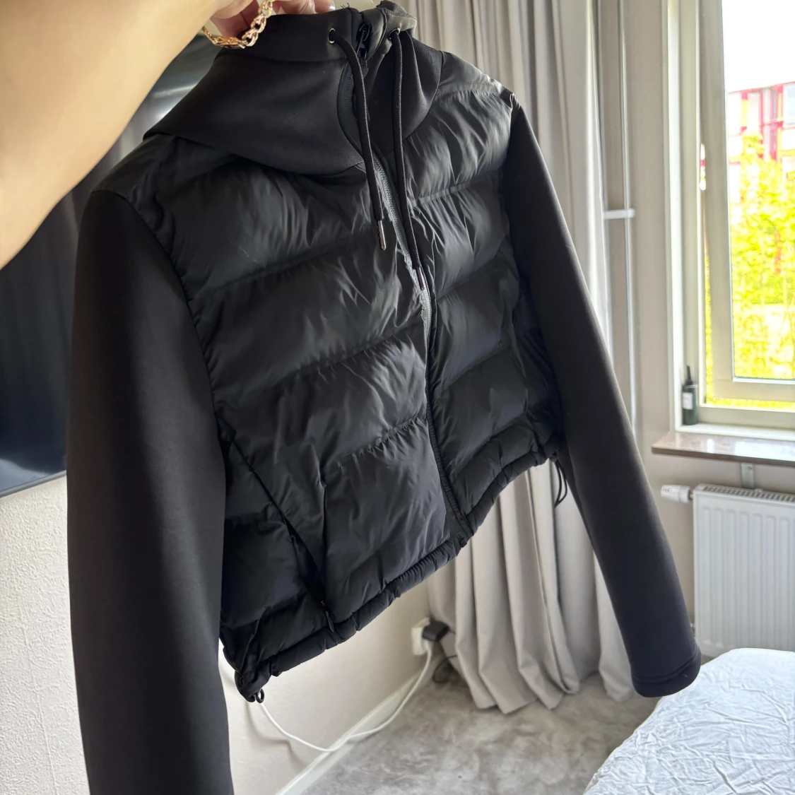 Svart croppad dunjacka - 1