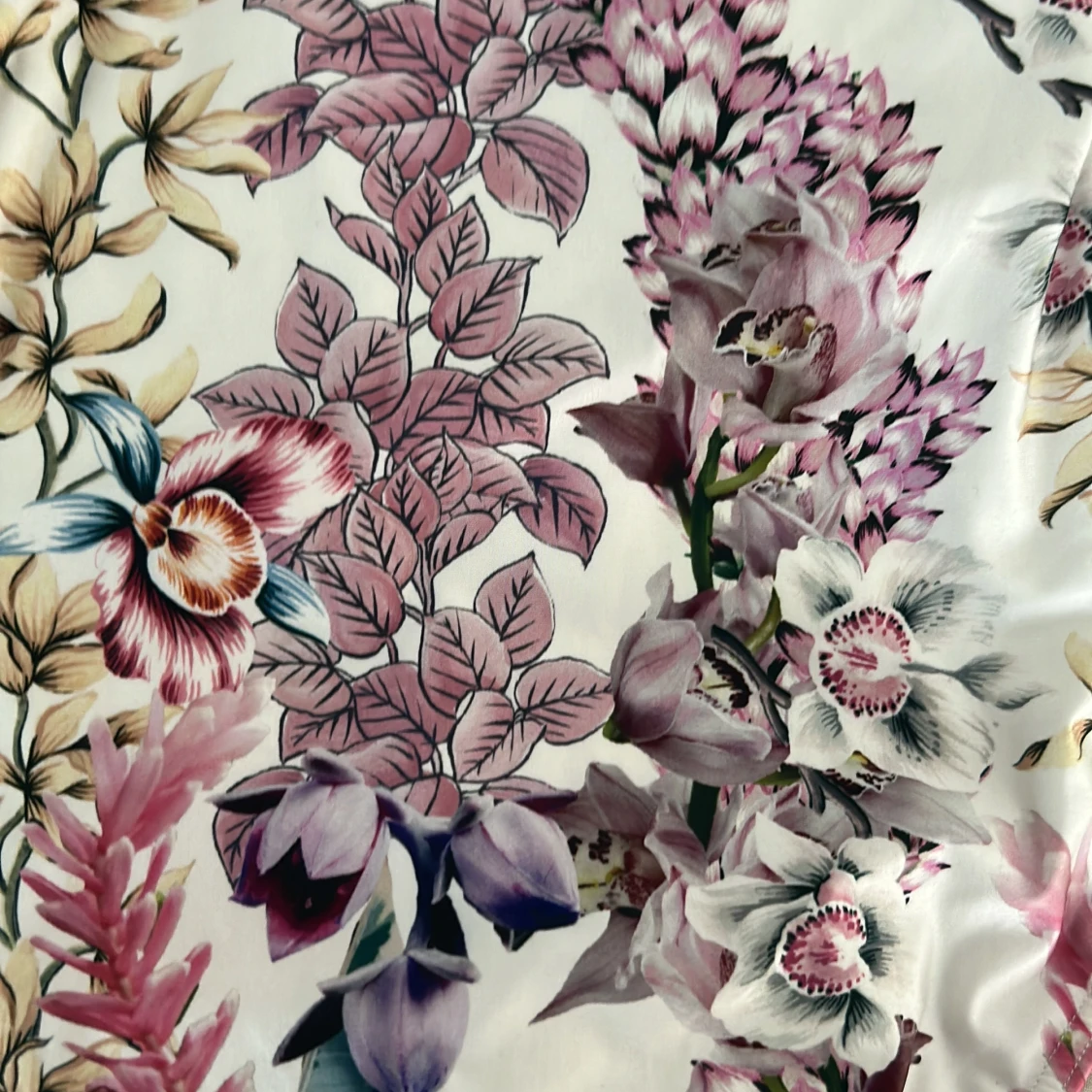 Blommig baddräkt med volang och asymmetrisk axel - 2