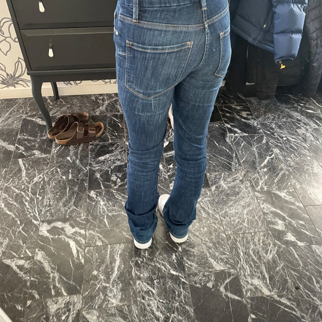 Blå jeans med bootcut - 2