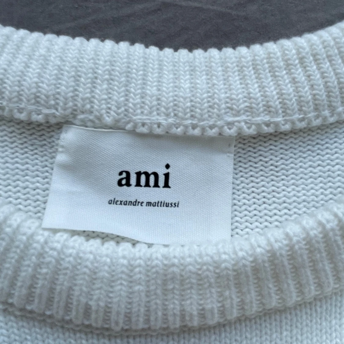 Vit stickad tröja från Ami - 2