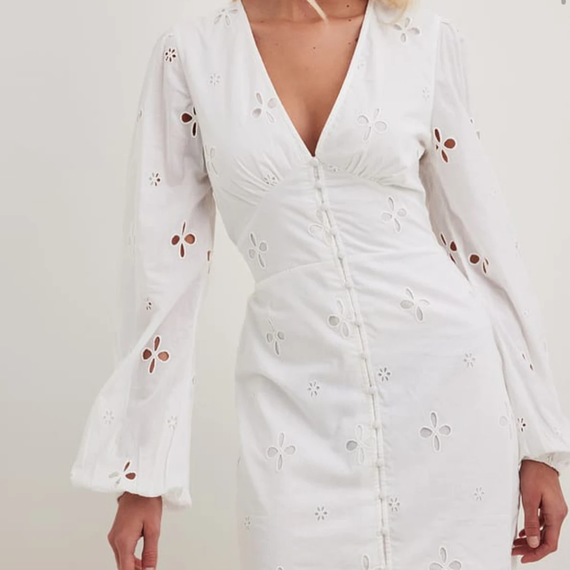 Vit miniklänning (studentklänning) - 1