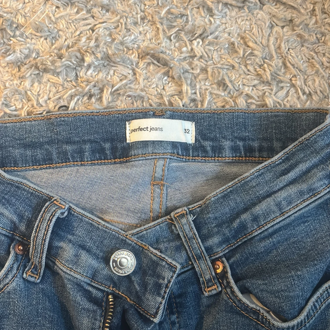 Blå bootcut jeans - 2