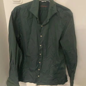 Grön skjorta från Stenströms - Skjorta från Stenströms i storlek XL. Inga defekter på tröjan hör av dig vid eventuella frågor