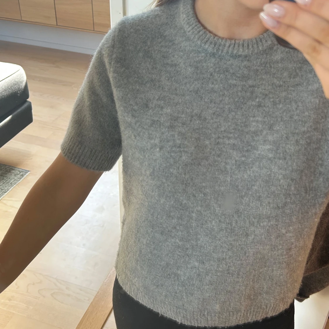 Grå stickad t-shirt från Zara - 2