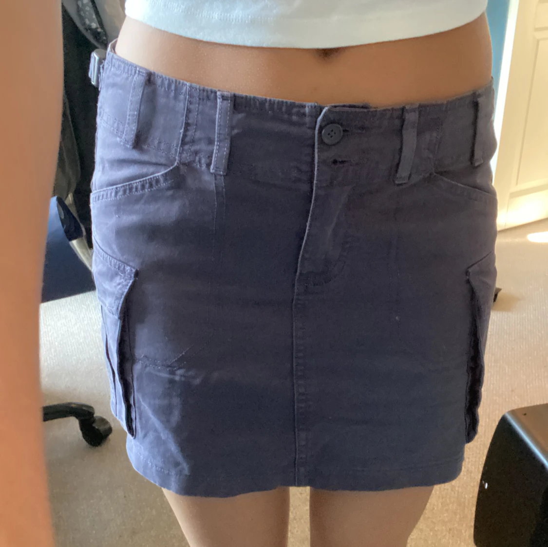 Mörklila aktig cargokjol med fickor - 1