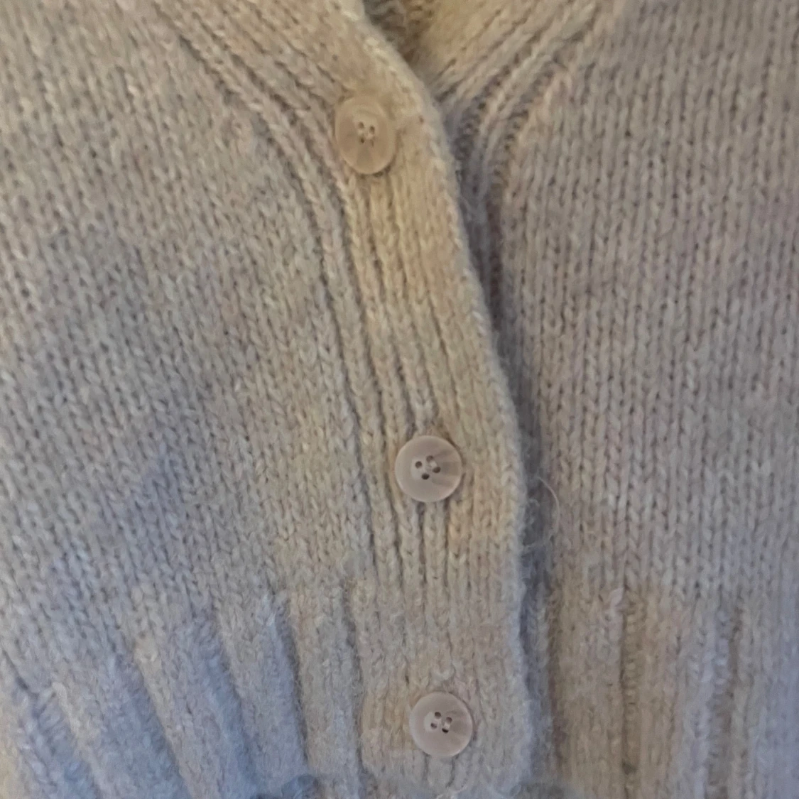 Smutsrosa stickad kofta från H&M Divided - 2