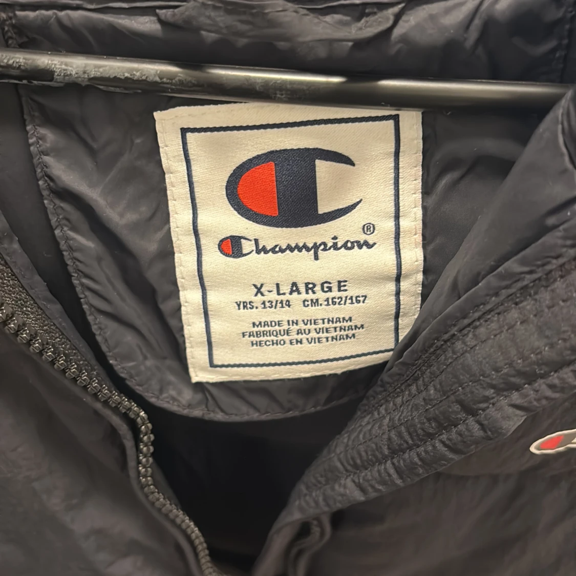 Svart pufferjacka från Champion XL - 1