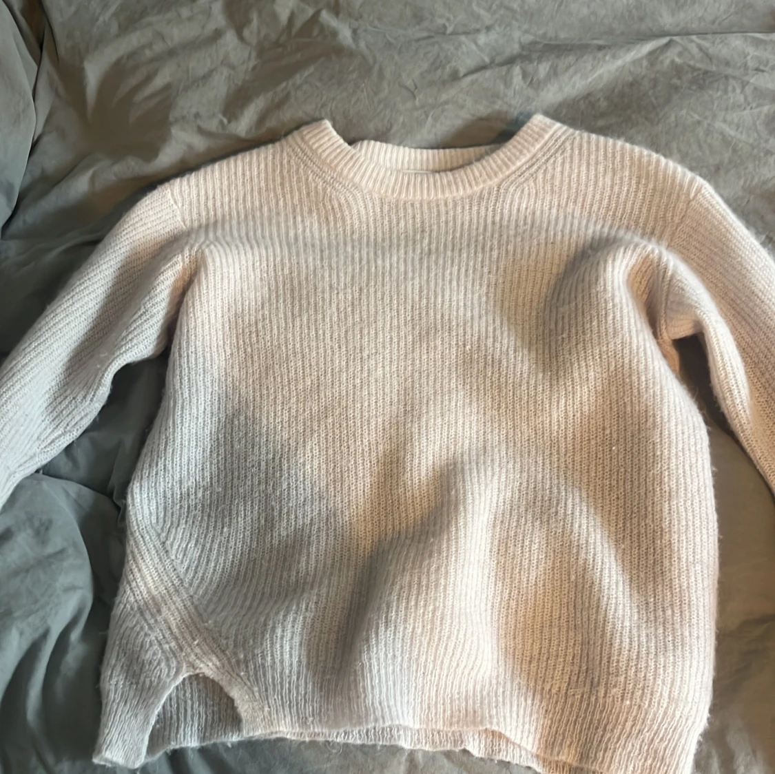 Ljus stickad tröja från Filippa K - 2