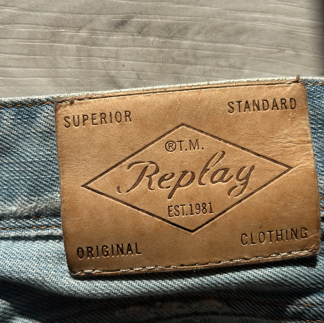 Replay ljusblå slitna jeans 29/32 - 2