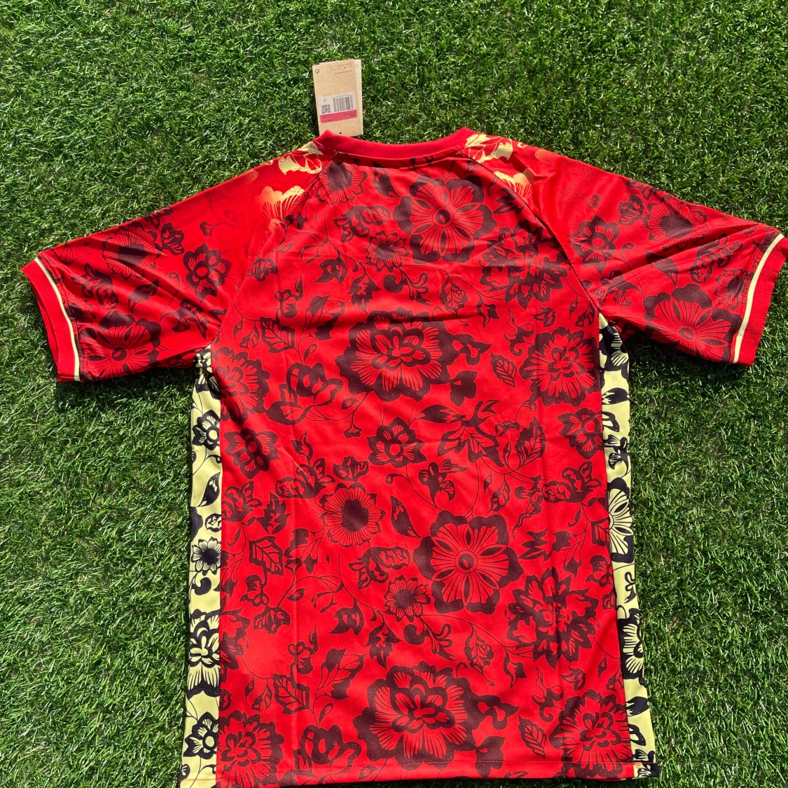 Portugal Nike fotbollströja röd blommig - 1