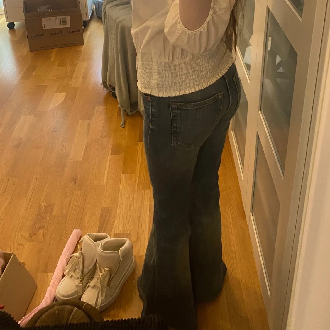 Blå bootcut jeans - 2