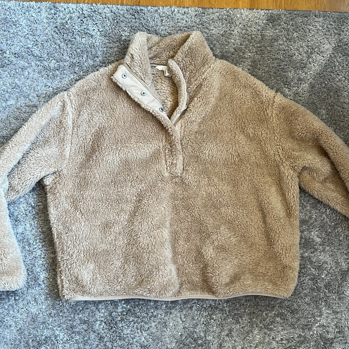 Beige mjuk jacka/kofta