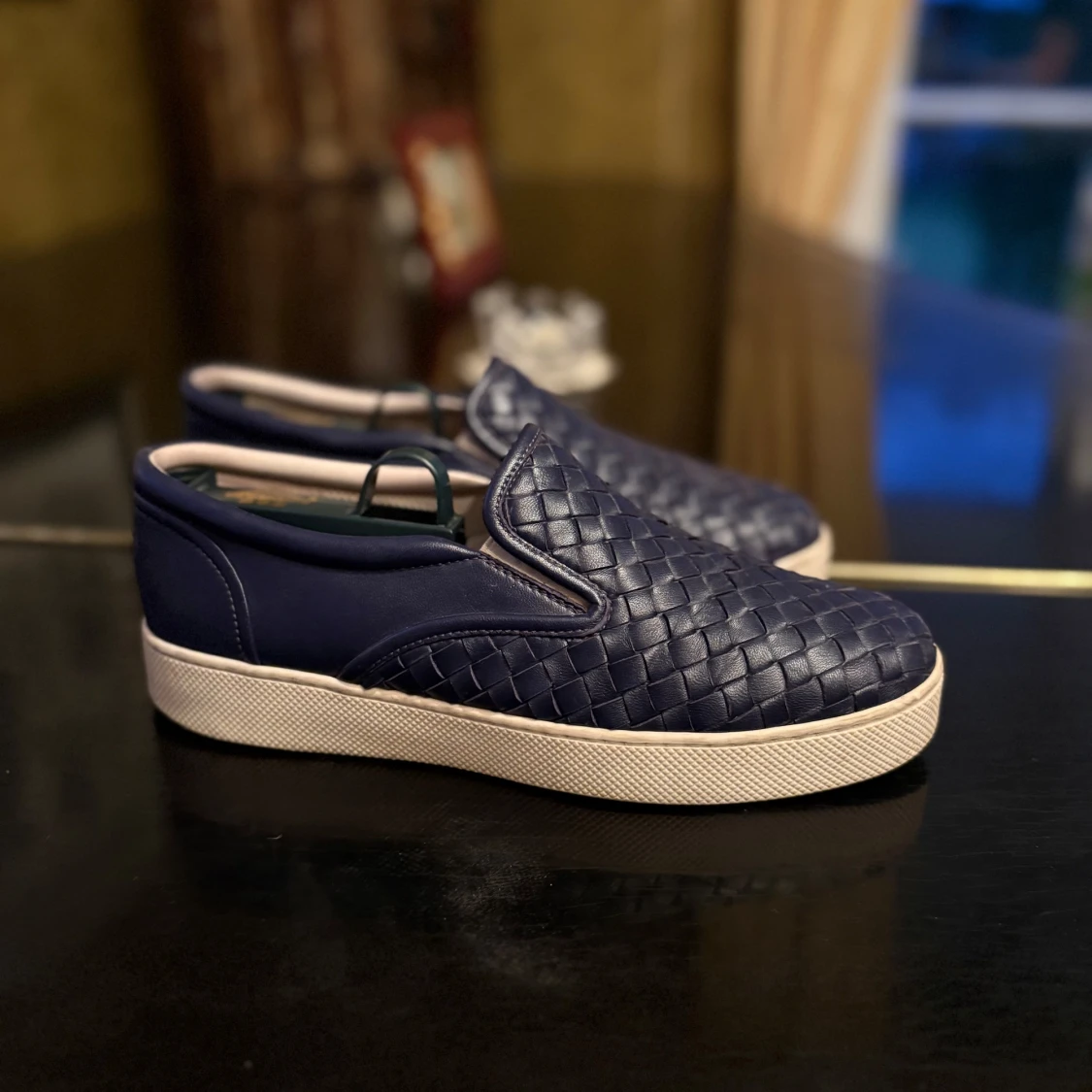 Mörkblå Bottega Venetta 