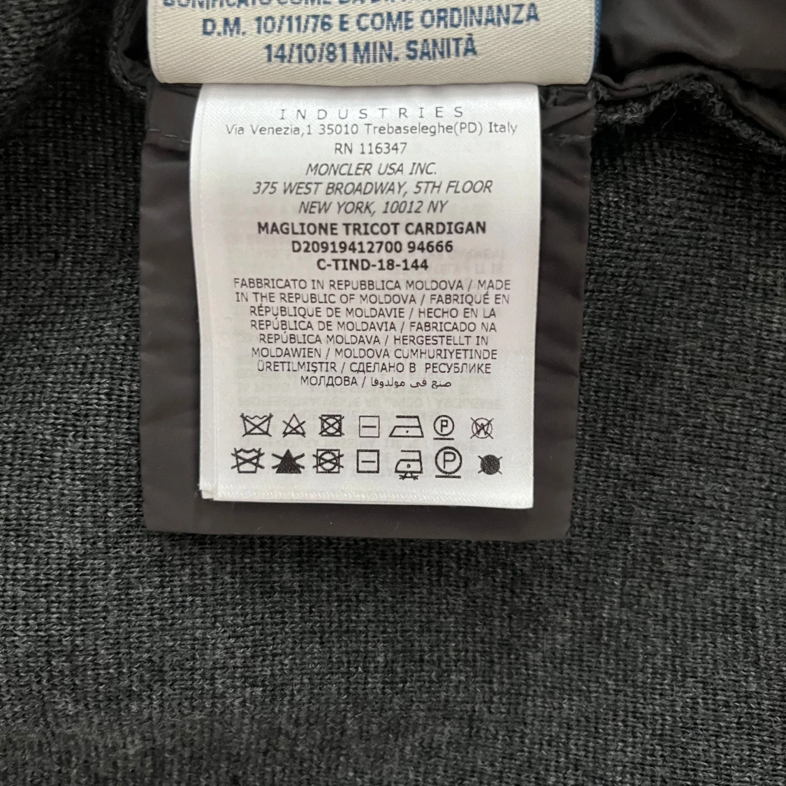 Grå cardigan jacka från Moncler - 3