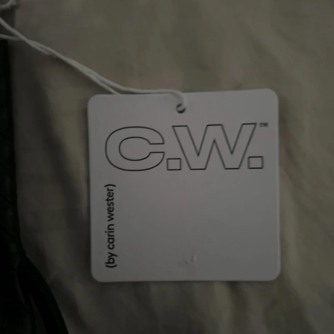 Svart Annie axelväska från Carin Wester - 1