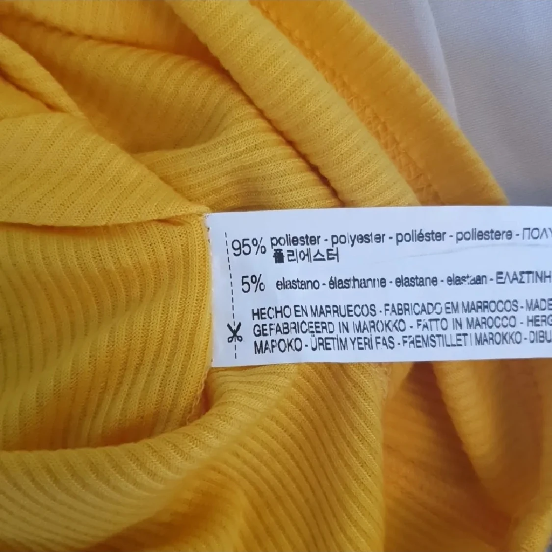 Gul ribbad linnetopp från Zara - 4
