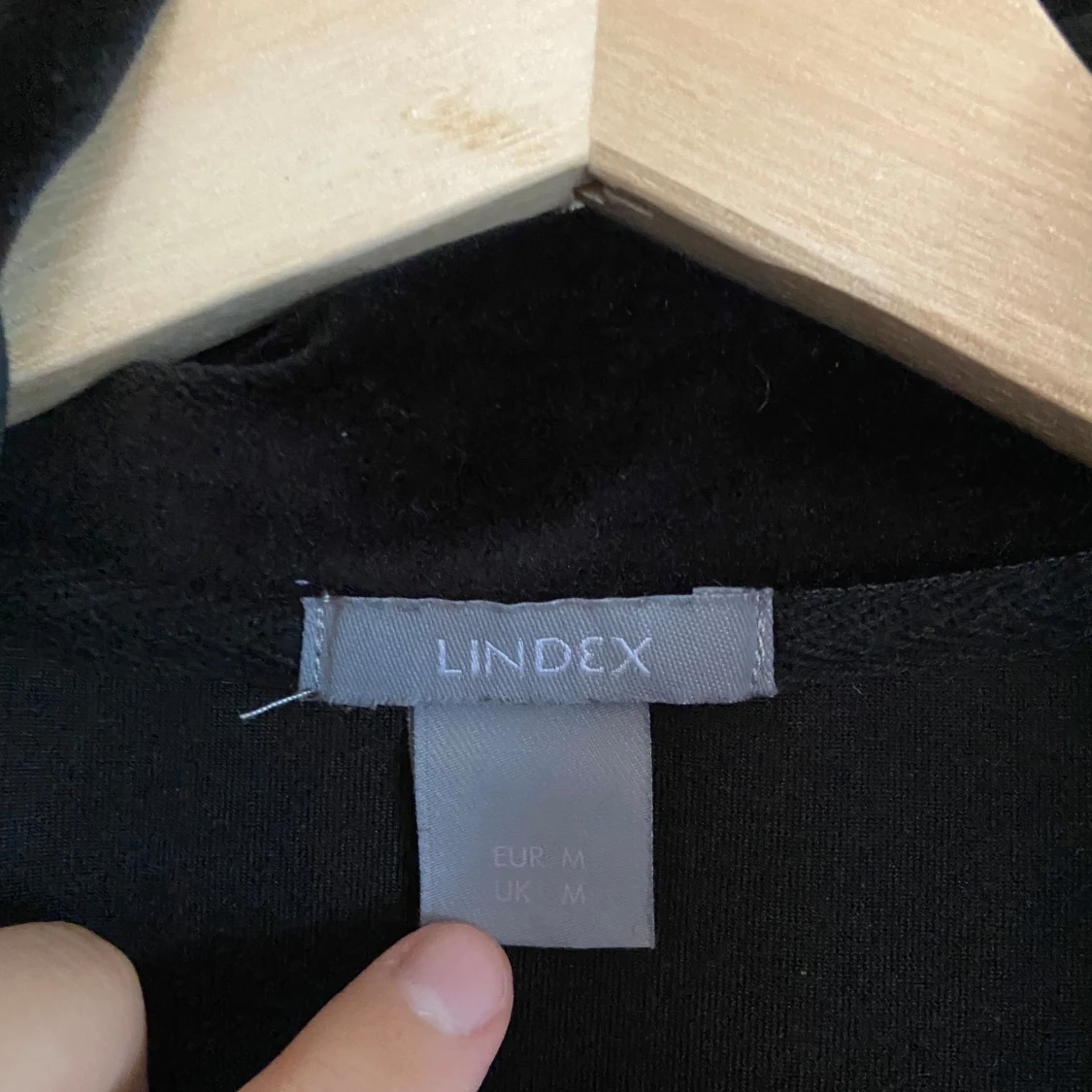 Svart velourjacka från Lindex M - 3