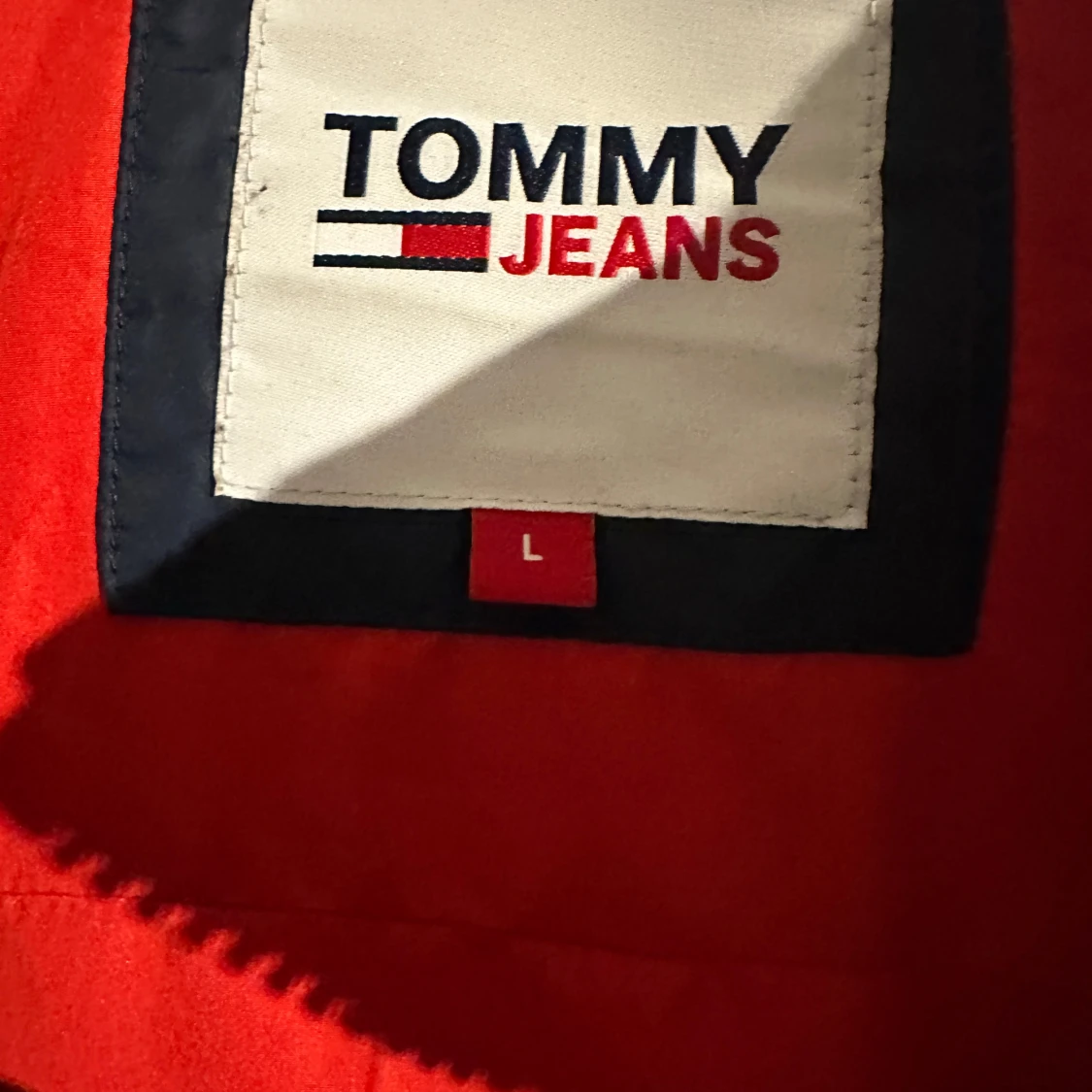 Mörkblå dunväst från Tommy Jeans - 2