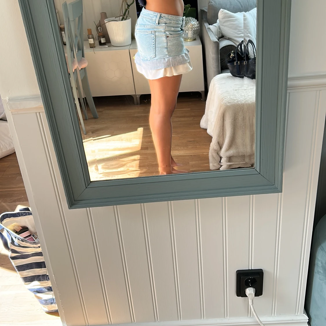 Jeanskjol med volang  - 3