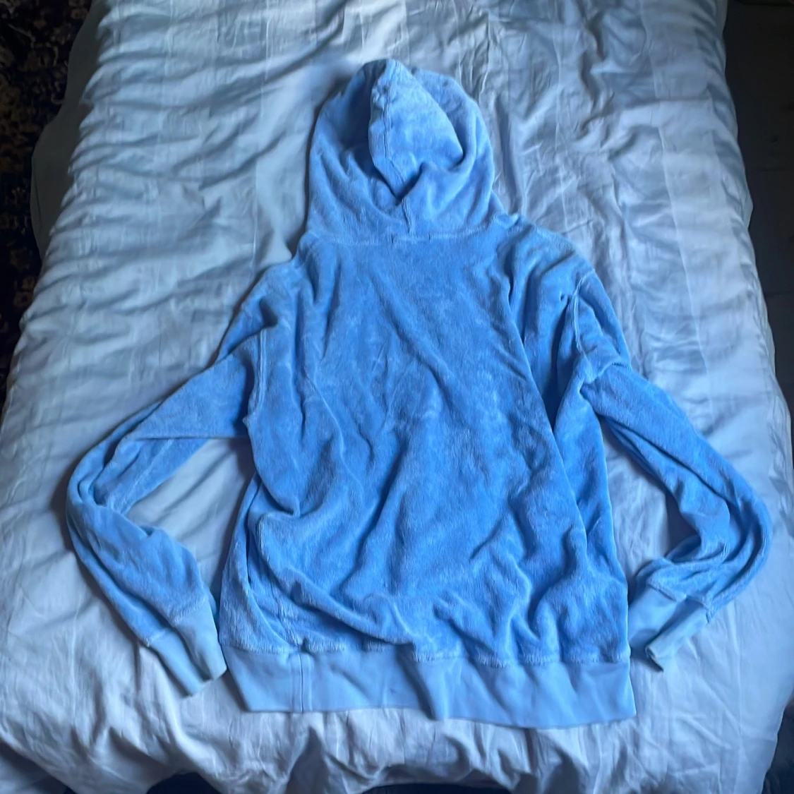 Ljusblå frottéhoodie från Paul & friends - 2