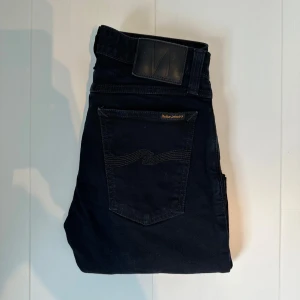 Nudie jeans  - Nudie jeans | storlek 27/30 | skick 10/10 | fraktar via PostNord eller Instabox på köparens bekostnad | hör av dig vid funderingar | 