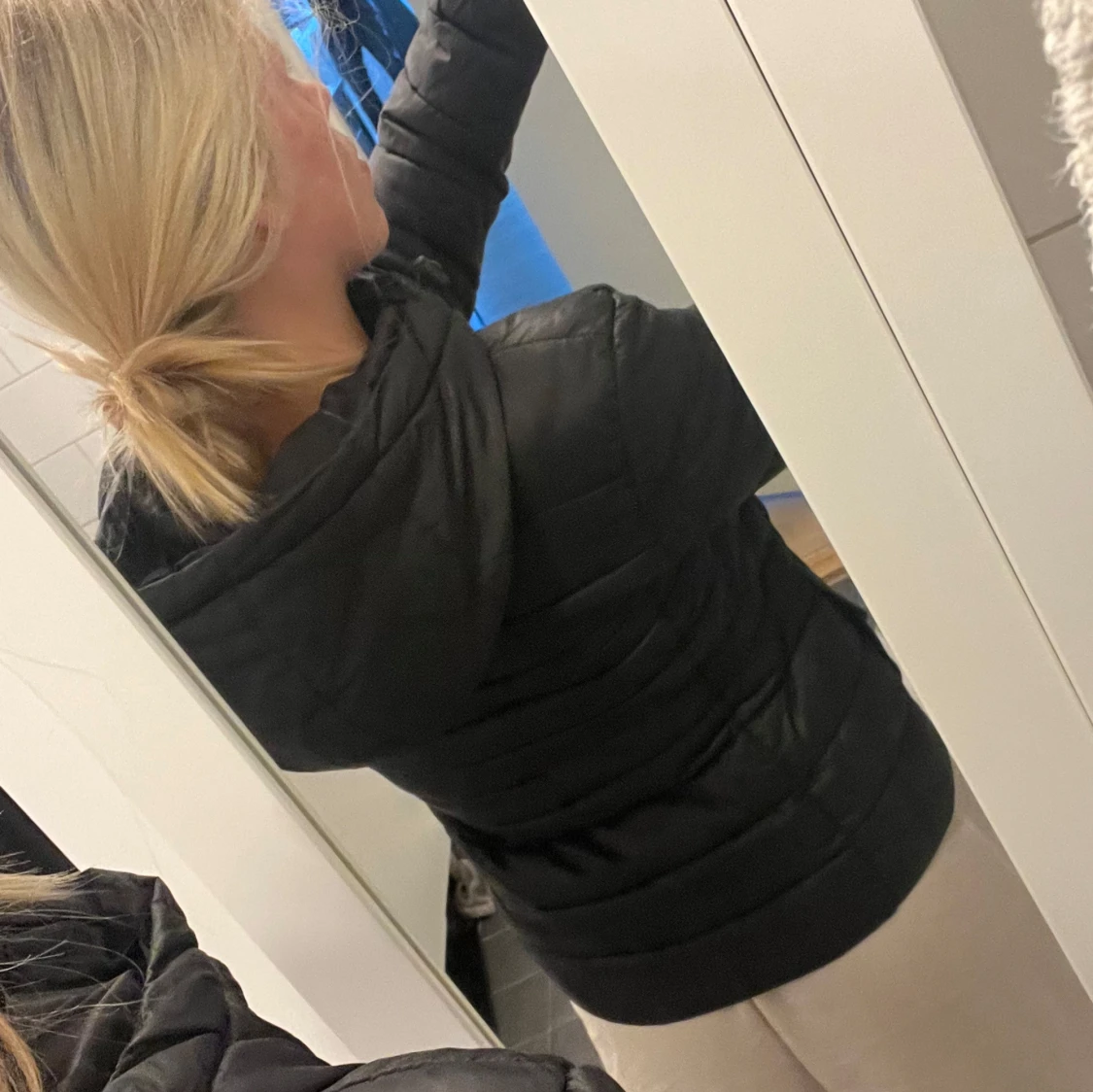 Svart quiltad pufferjacka från ONLY - 2