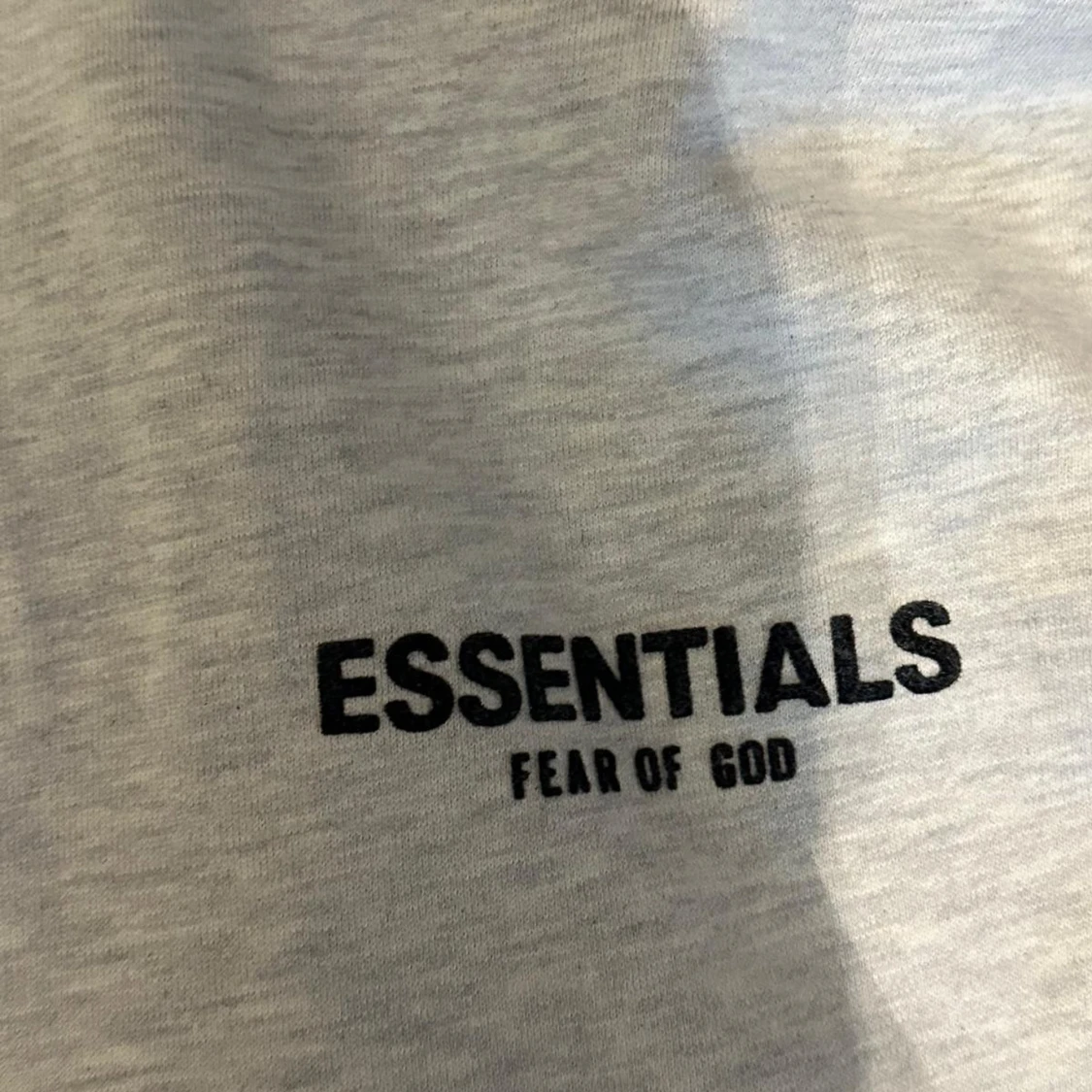 Grå Essentials Fear of God hoodie - 3
