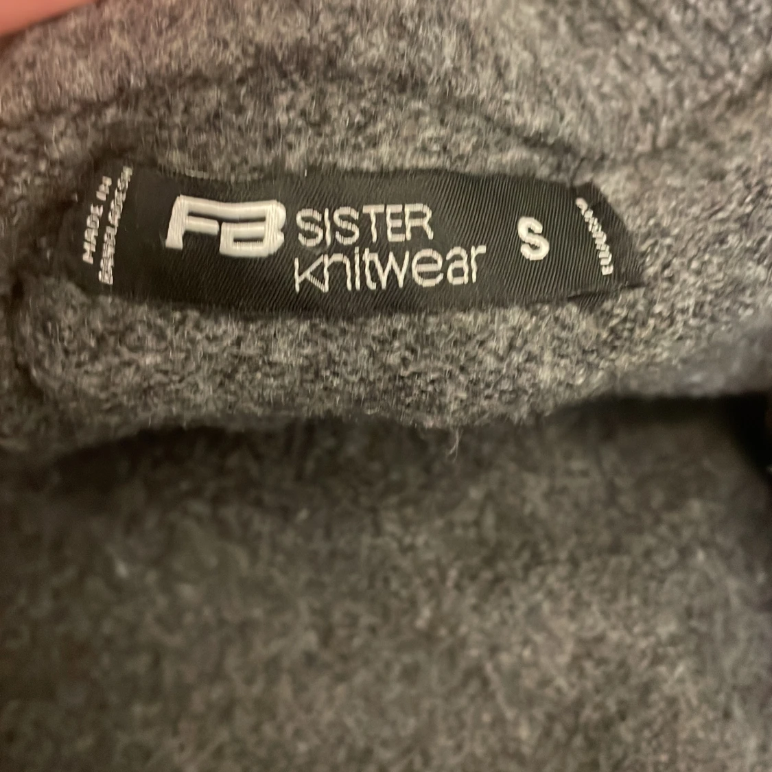 Grå croppad kofta från FB Sister - 2
