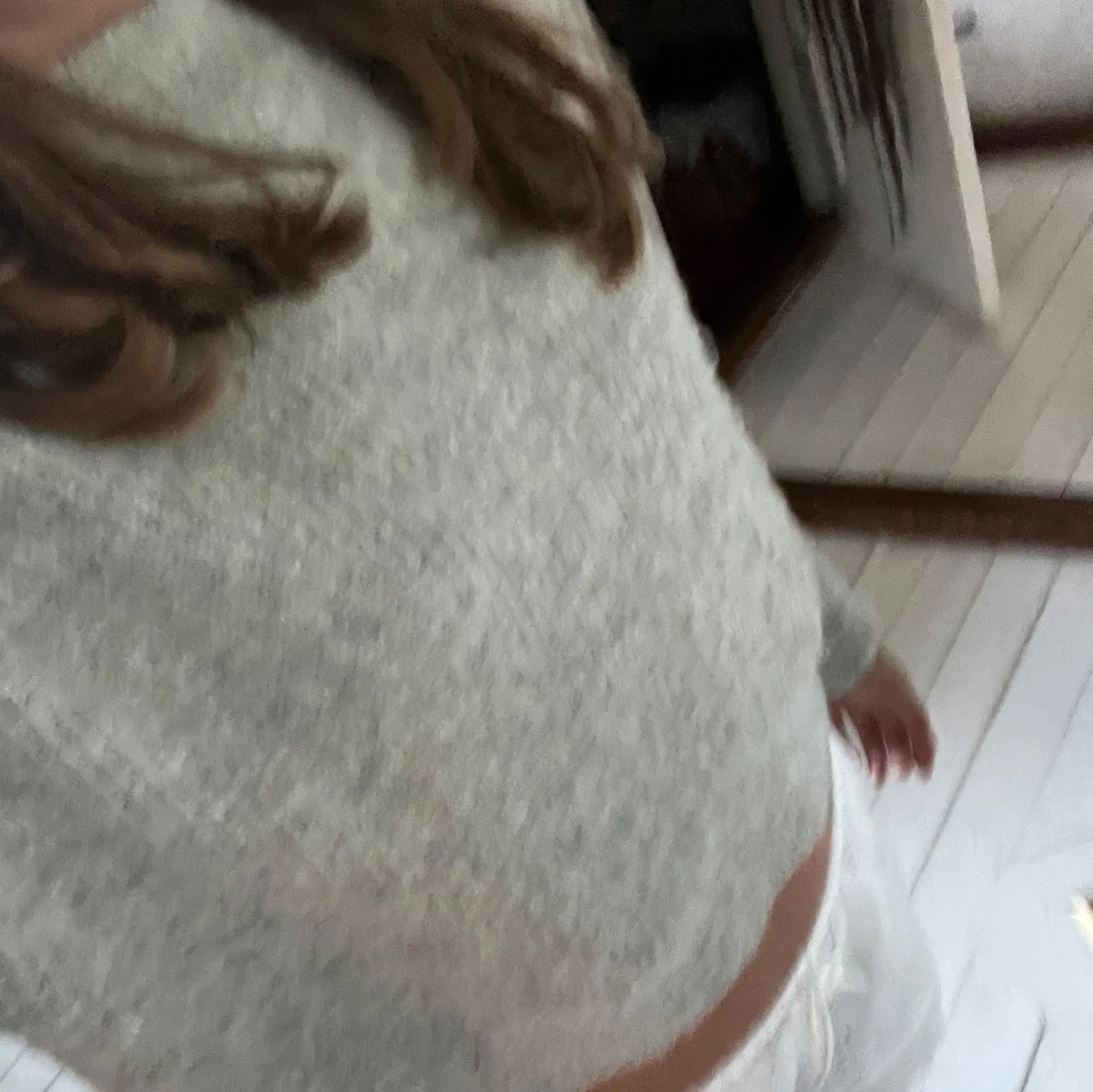 Grå stickad tröja🫶 - 1