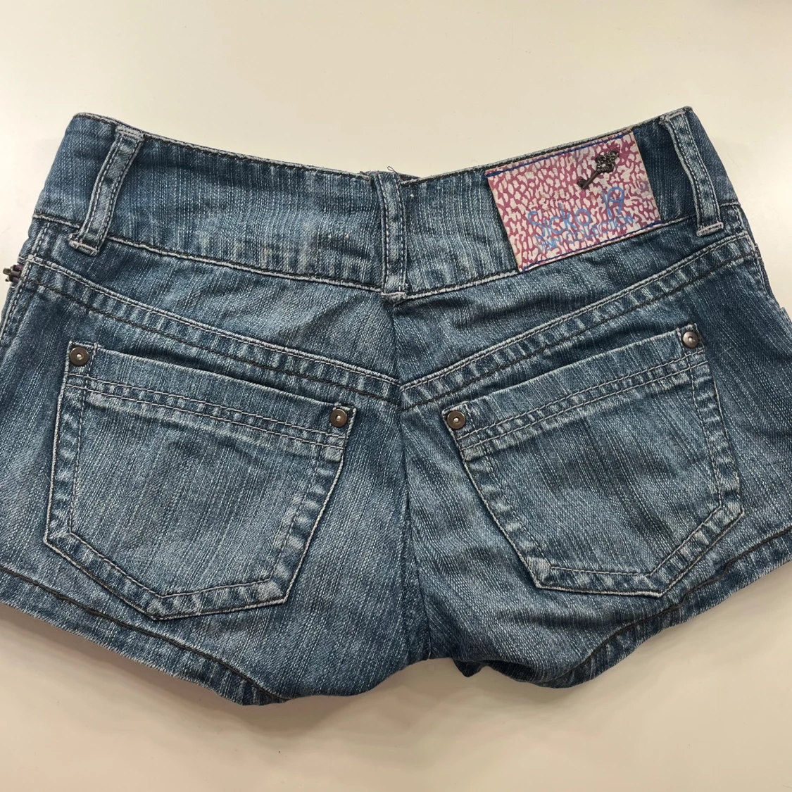 Blå jeansshorts - 1