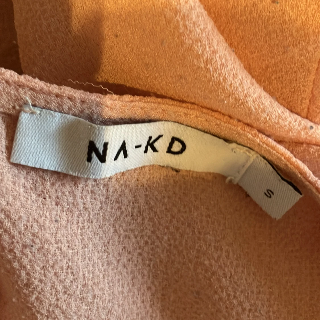 Rosa blus med volangärmar  - 2