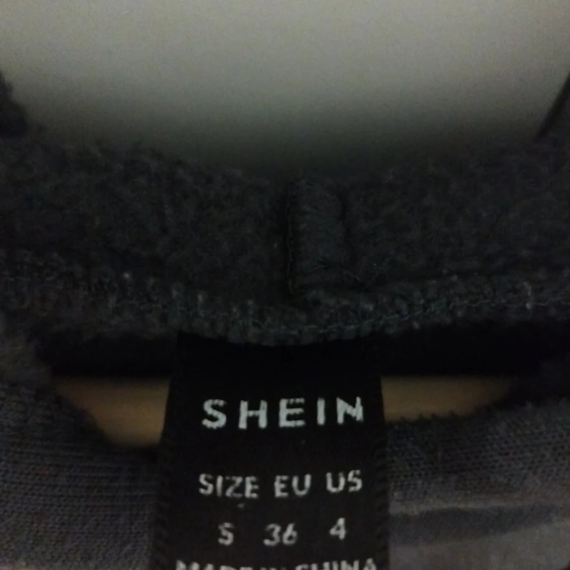 Svart hoodie Los Angeles 91 från SHEIN - 2