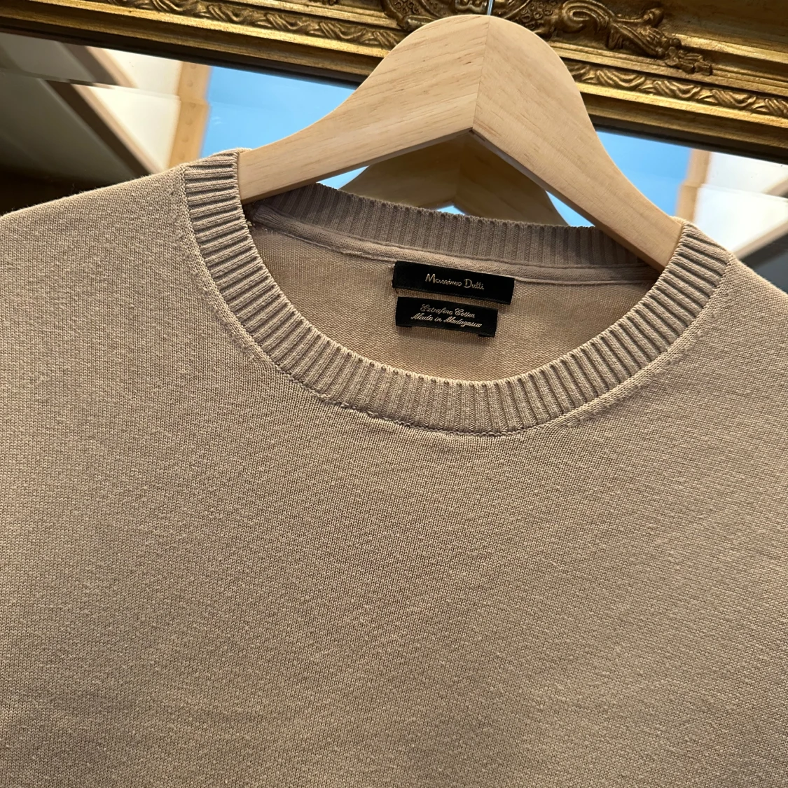 Beige stickad tröja Massimo Dutti